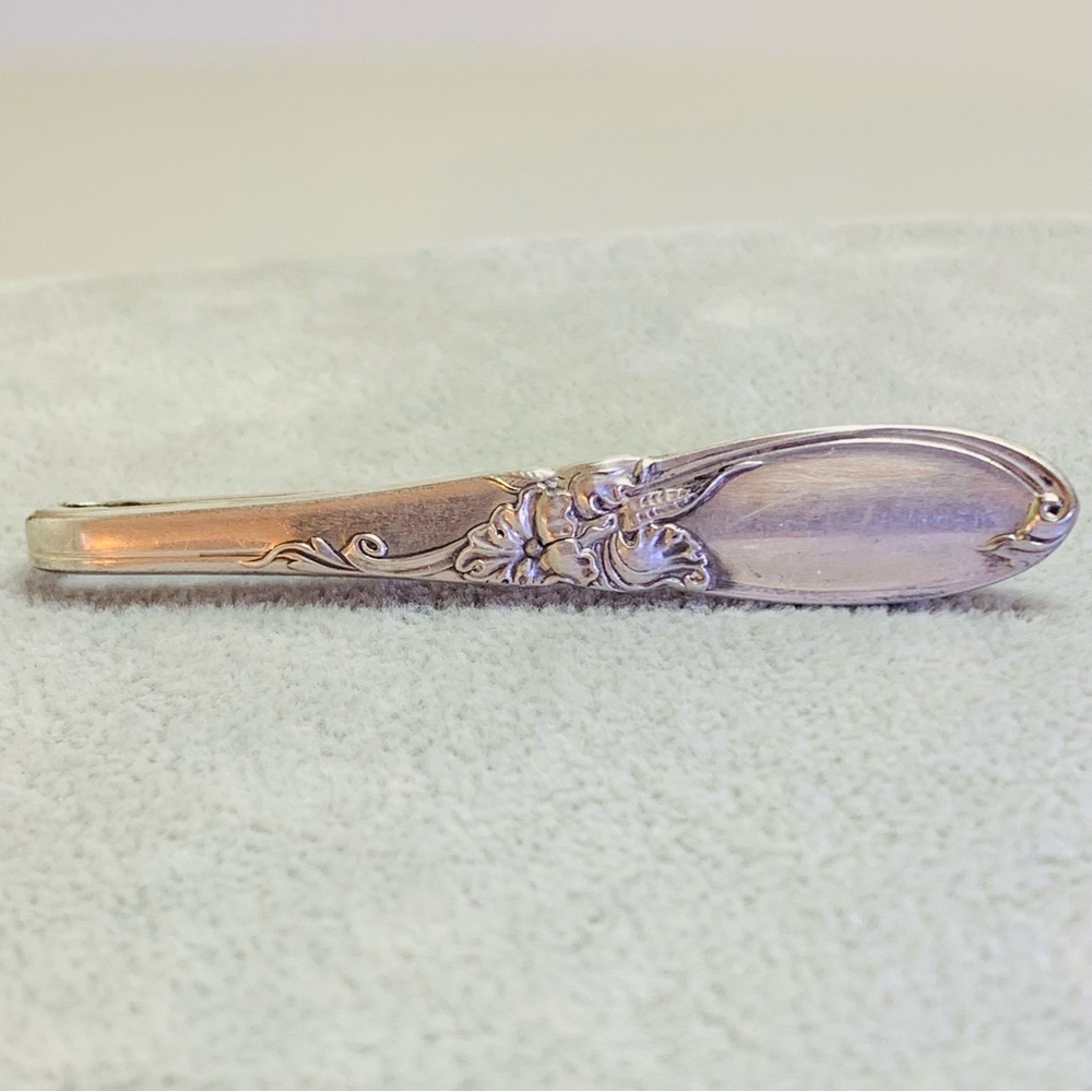 Vintage Oneida Sterling White Orchid Clip